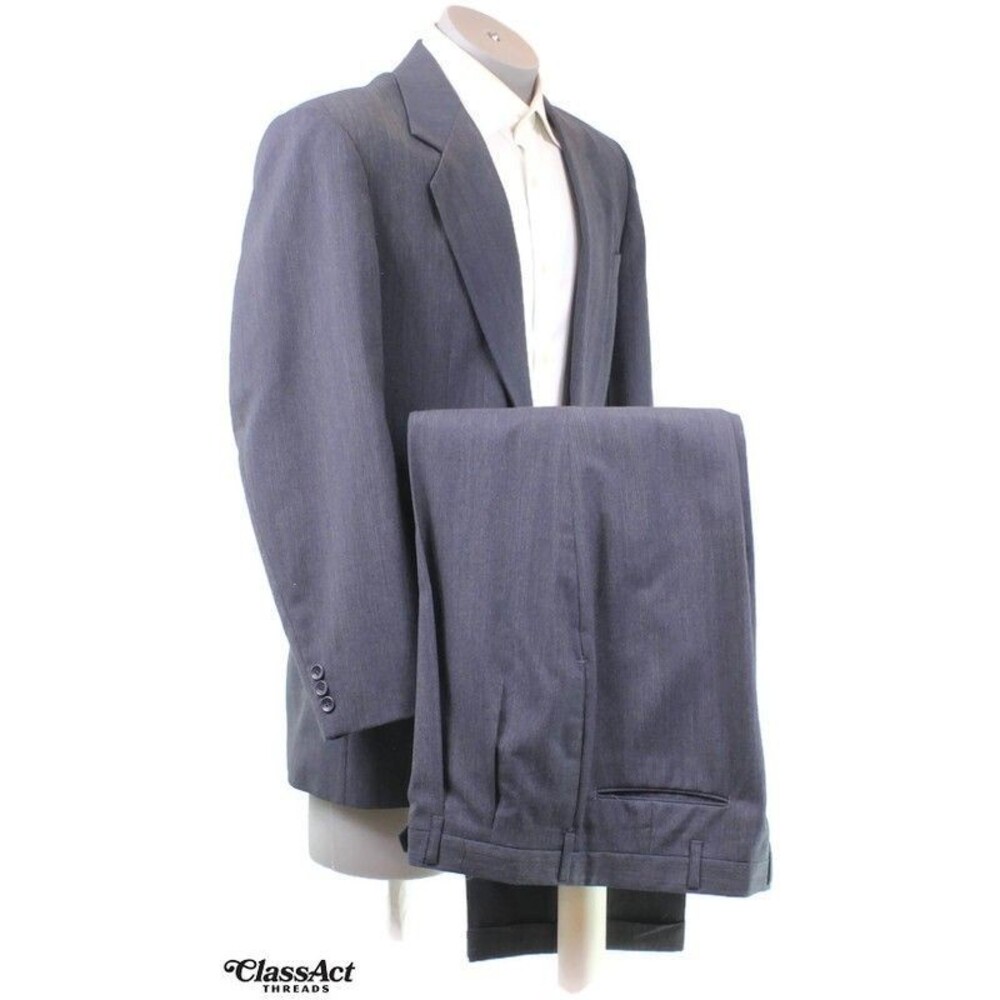 Haggar Gallery 2 Piece Suit Gray striped 2 Btn 40R Pleated Fronts 34" Waist - Picture 2 of 9